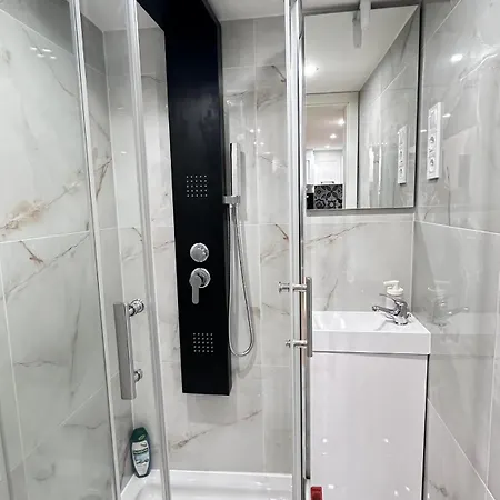 Jozsef 45 * Budapest